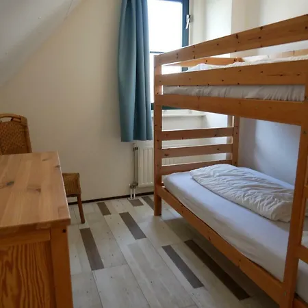 Buitenplaats 17 Каллантсог